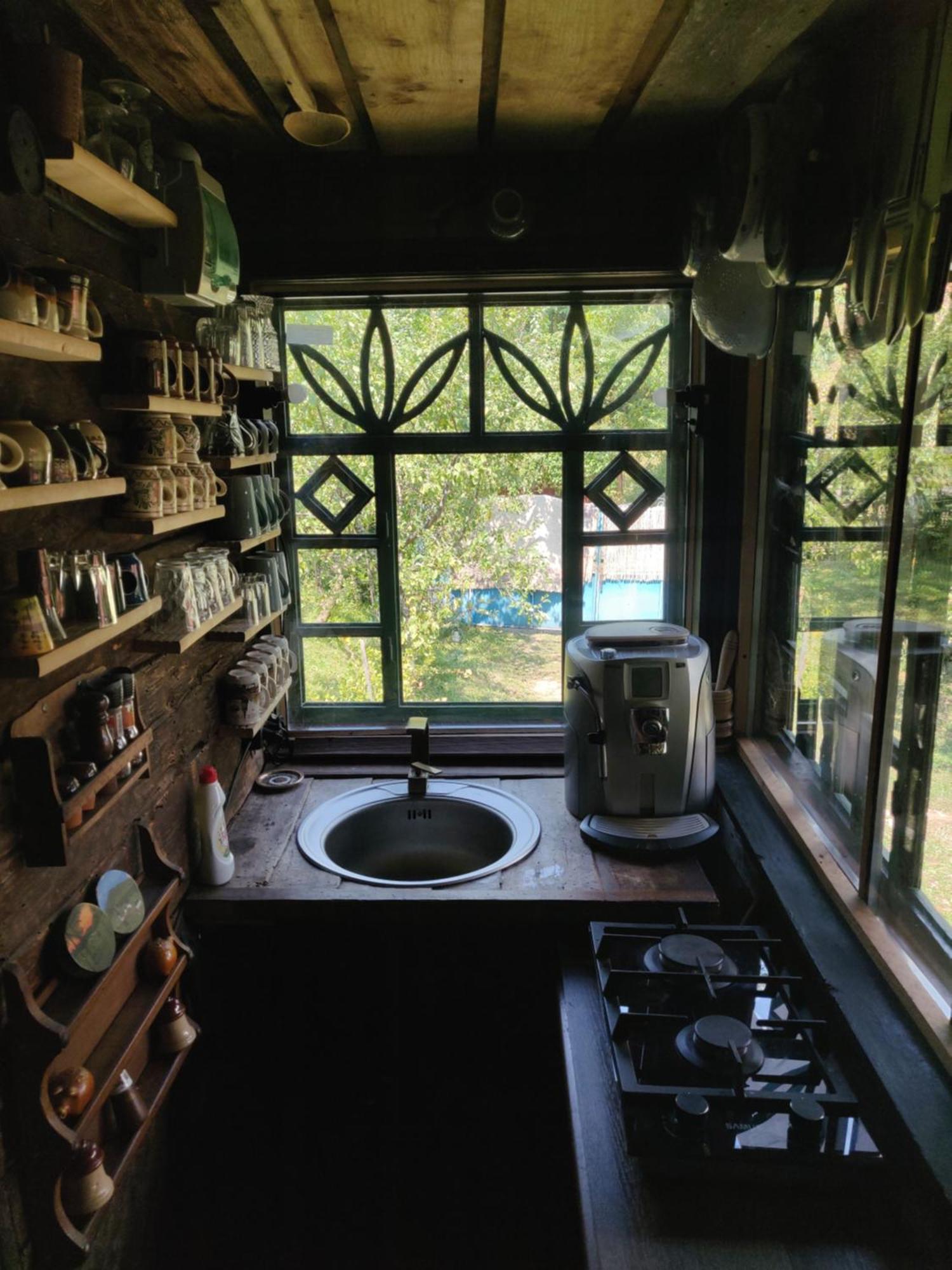 Casa Padureana - Log House From 1860